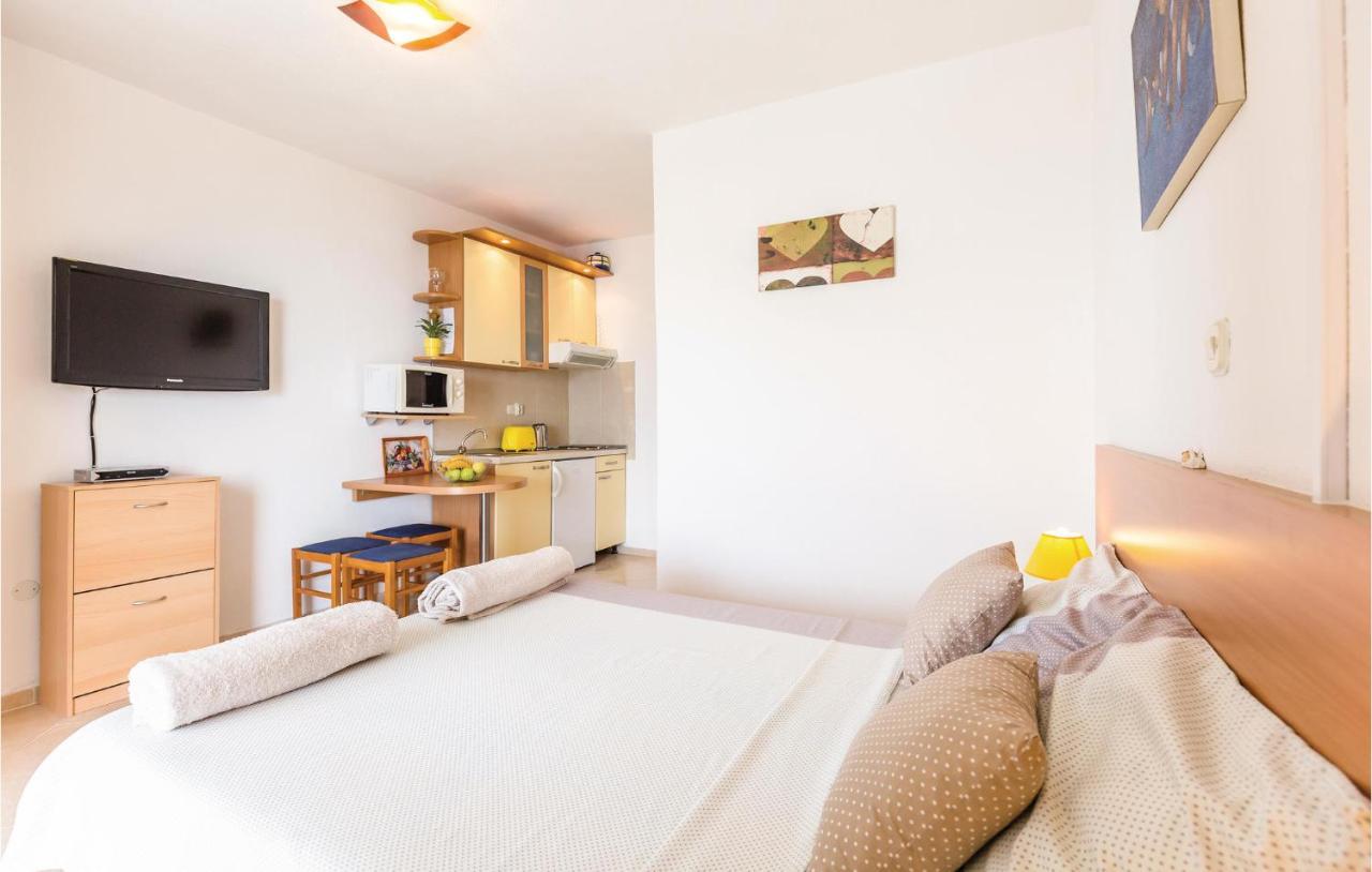 Lovely Apartment In Brela With House Sea View Ngoại thất bức ảnh