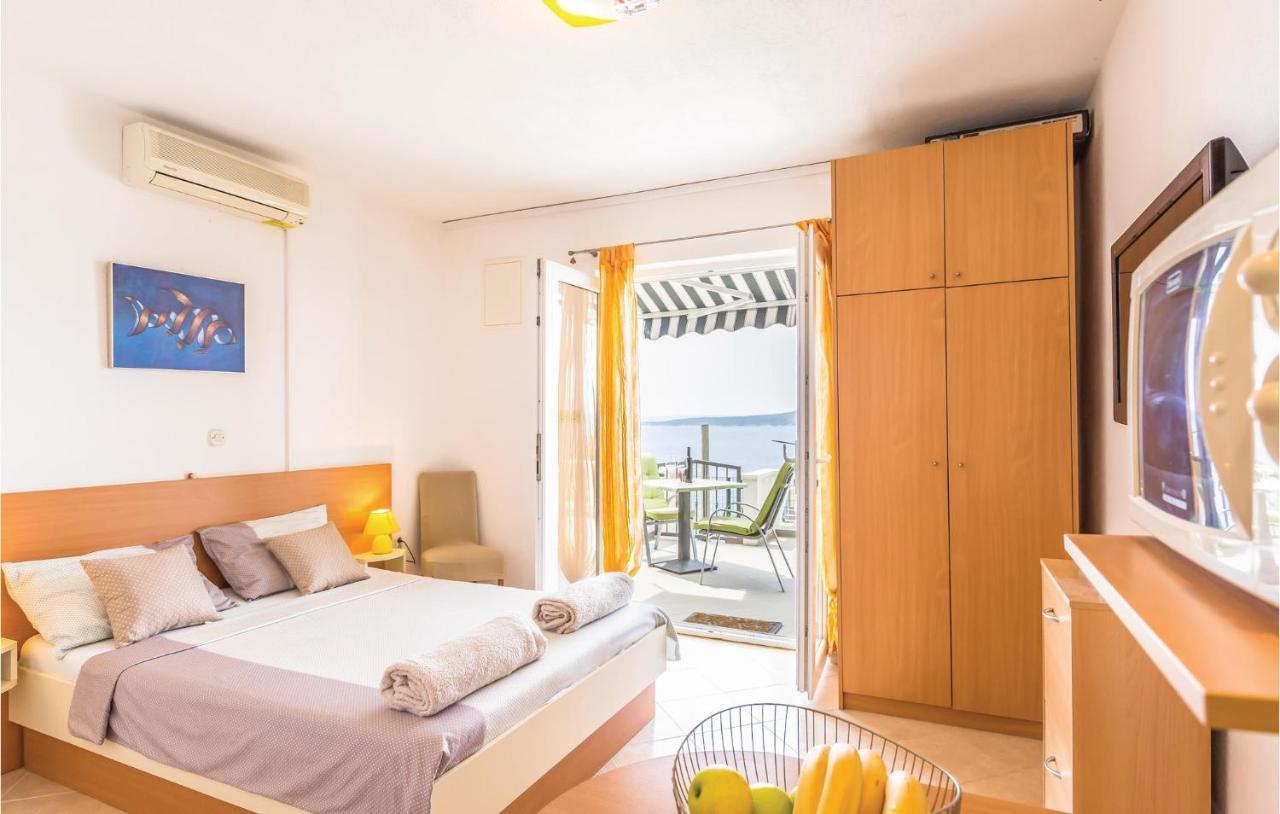 Lovely Apartment In Brela With House Sea View Ngoại thất bức ảnh