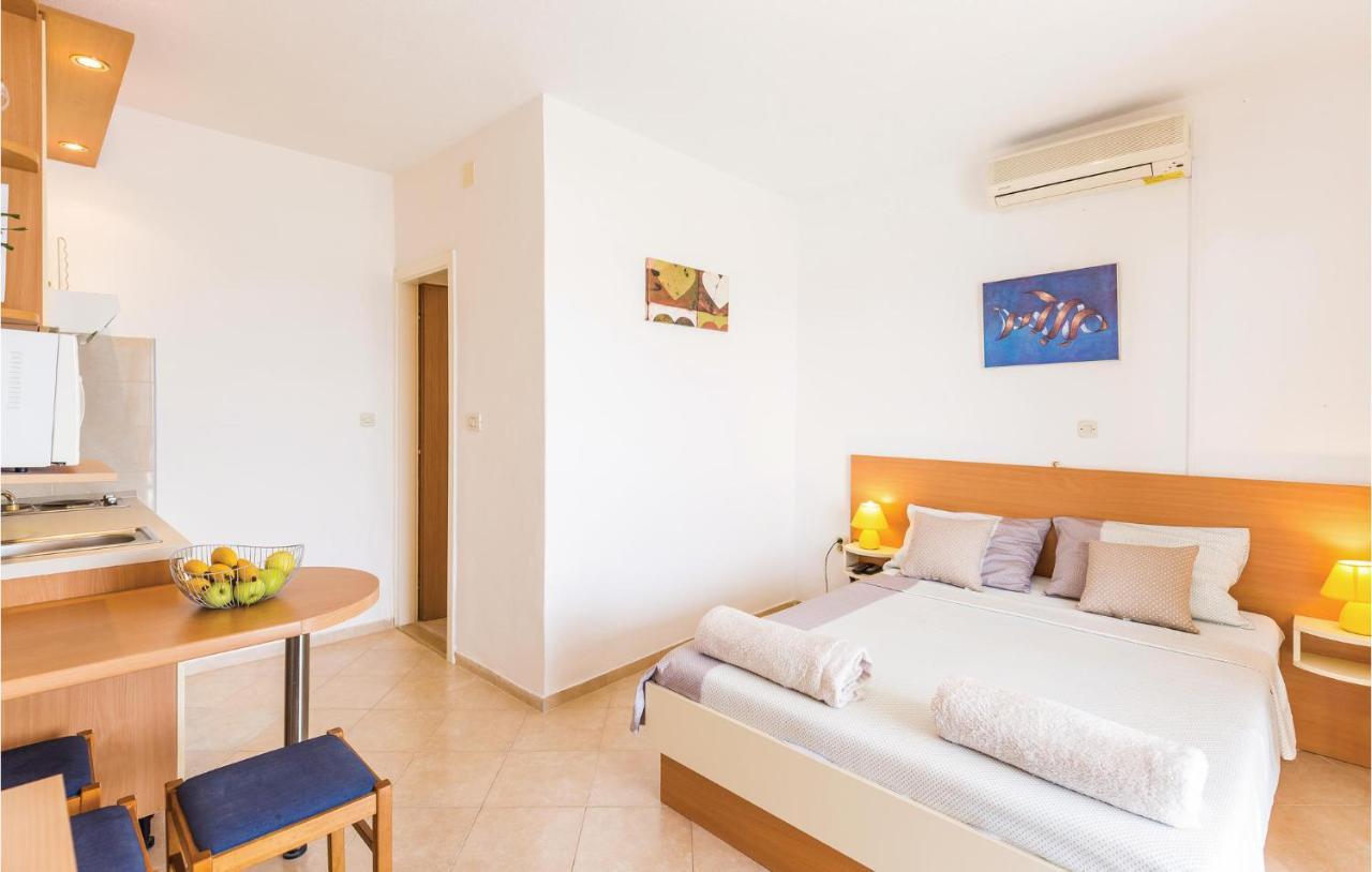 Lovely Apartment In Brela With House Sea View Ngoại thất bức ảnh
