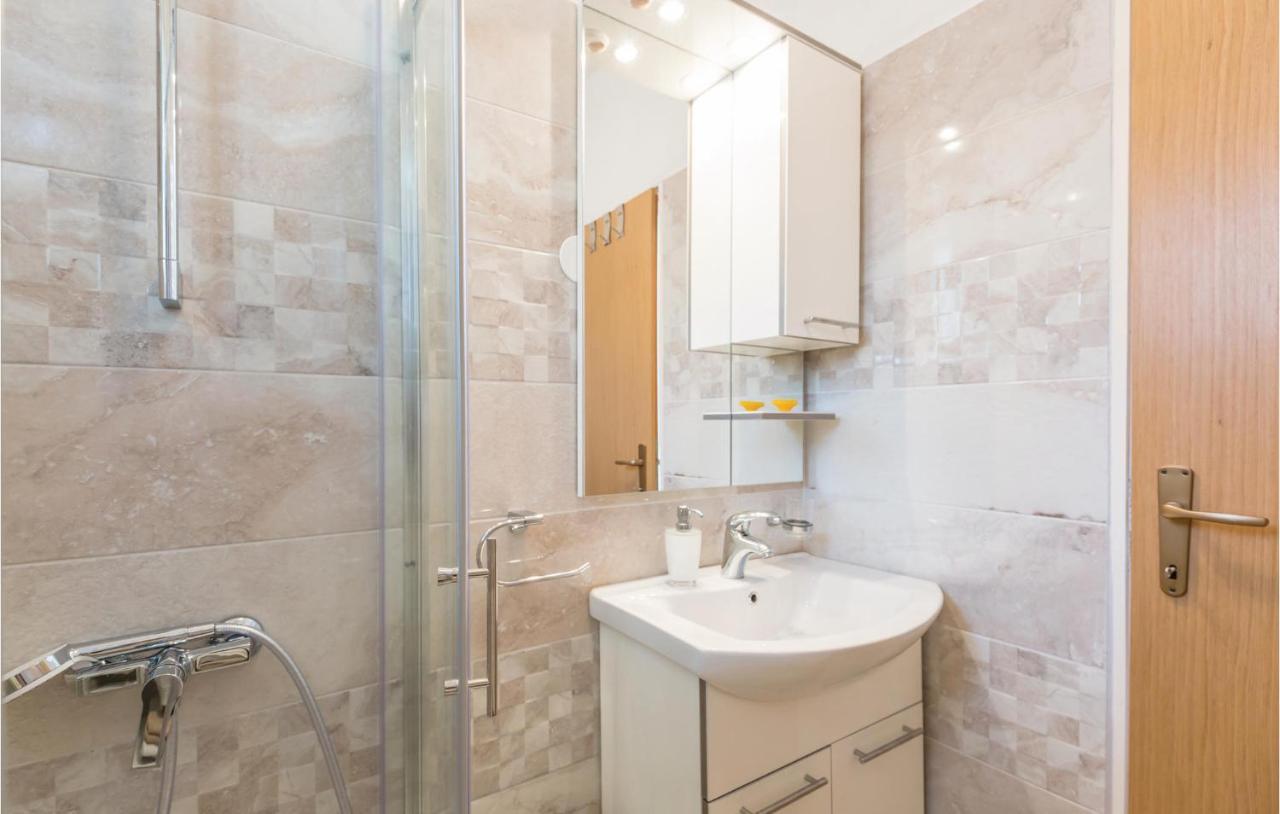 Lovely Apartment In Brela With House Sea View Ngoại thất bức ảnh