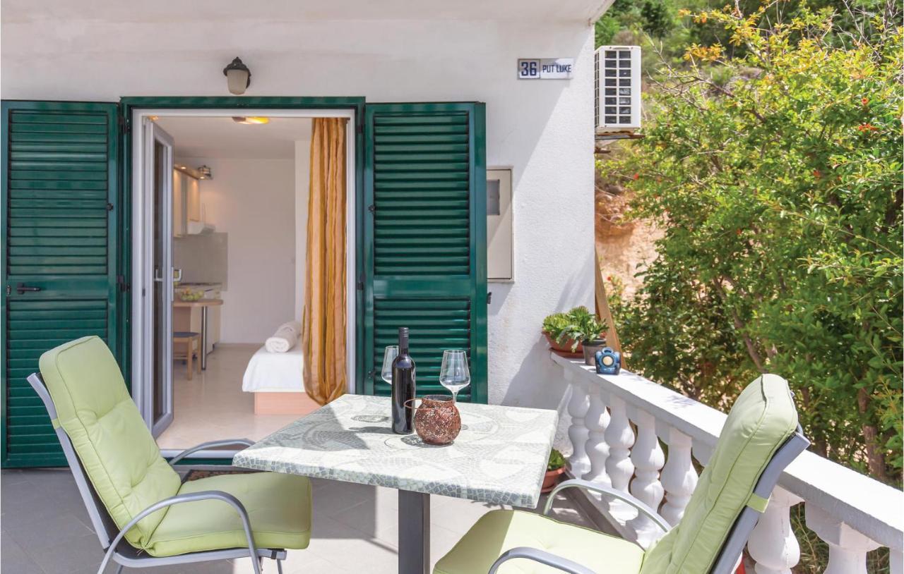 Lovely Apartment In Brela With House Sea View Ngoại thất bức ảnh